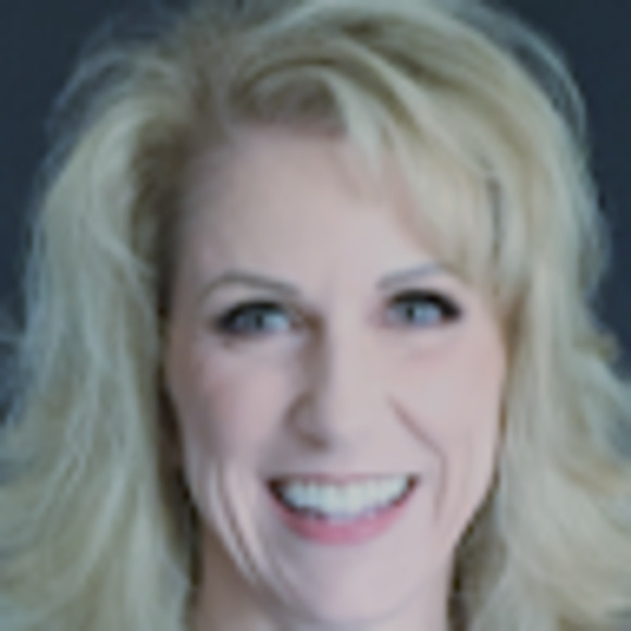 Meet your Posher, Denise - Picture 1 of 1